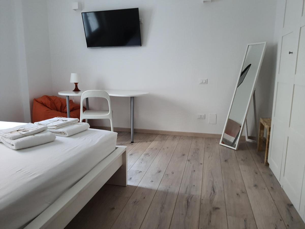 Isabella D'Aragona Guest House Barletta Luaran gambar